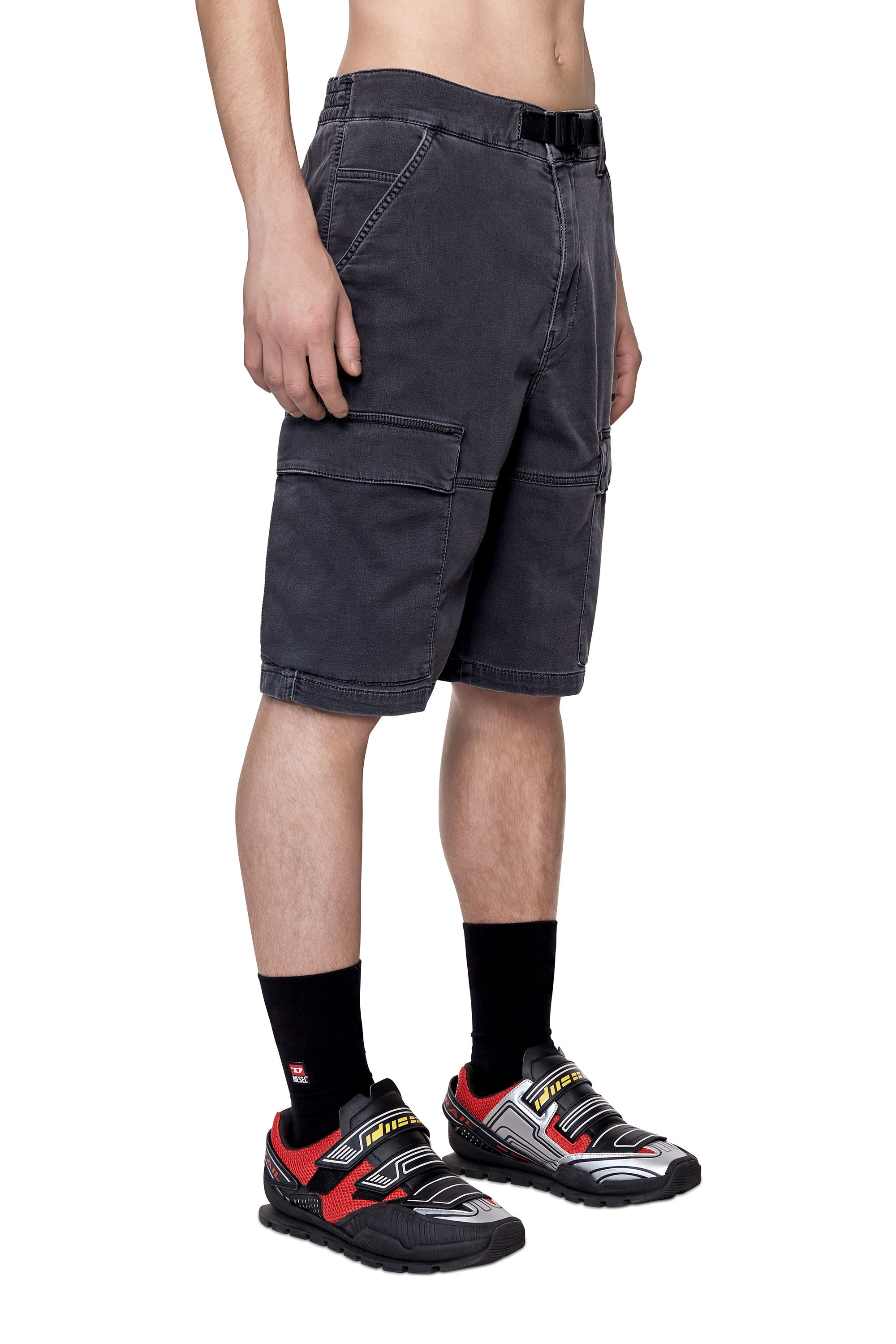 Diesel - D-KROOLEY JOGGJEANS CARGO SHORTS, Man's Cargo shorts in JoggJeans® in Black/Dark grey - 5