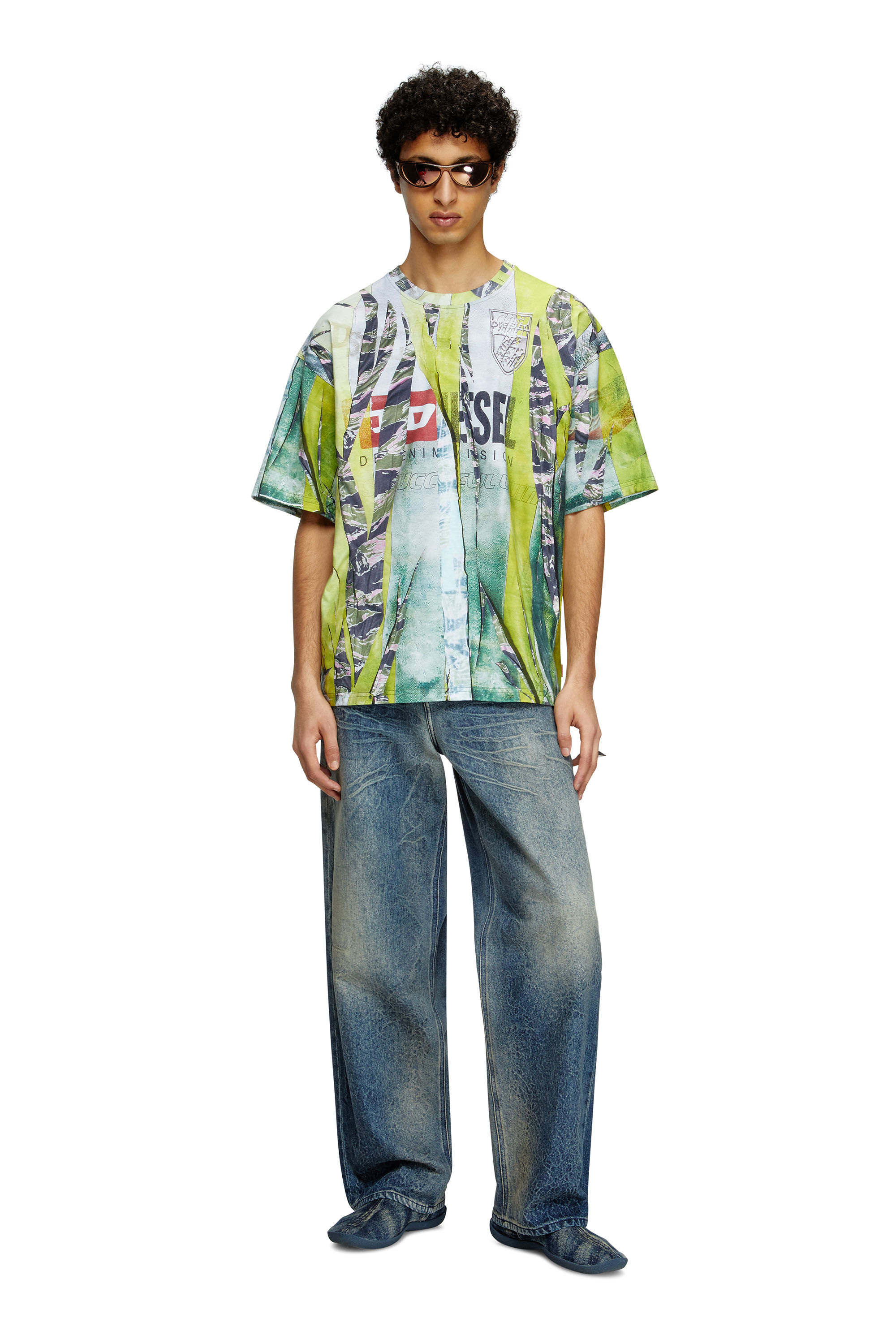 Diesel - T-BOXT-R13, Man's T-shirt with trompe l'oeil cracked print in Green/Yellow - 1