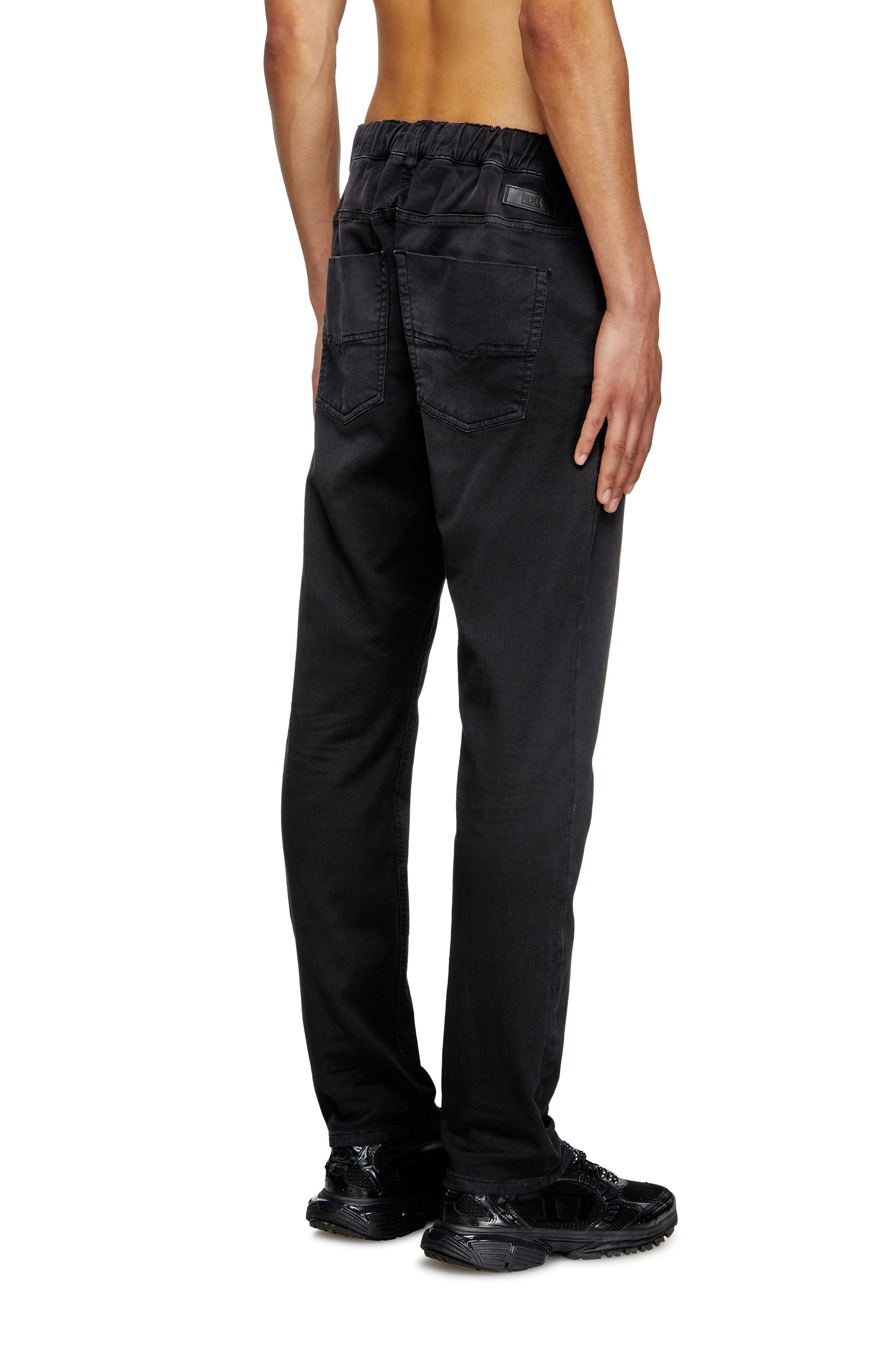 パンツ 263 DIESEL KROOLEY-JOGG JOGGJEANS 0670M KROOLEY-E-NE Man: Tapered Coloured Jeans | Diesel