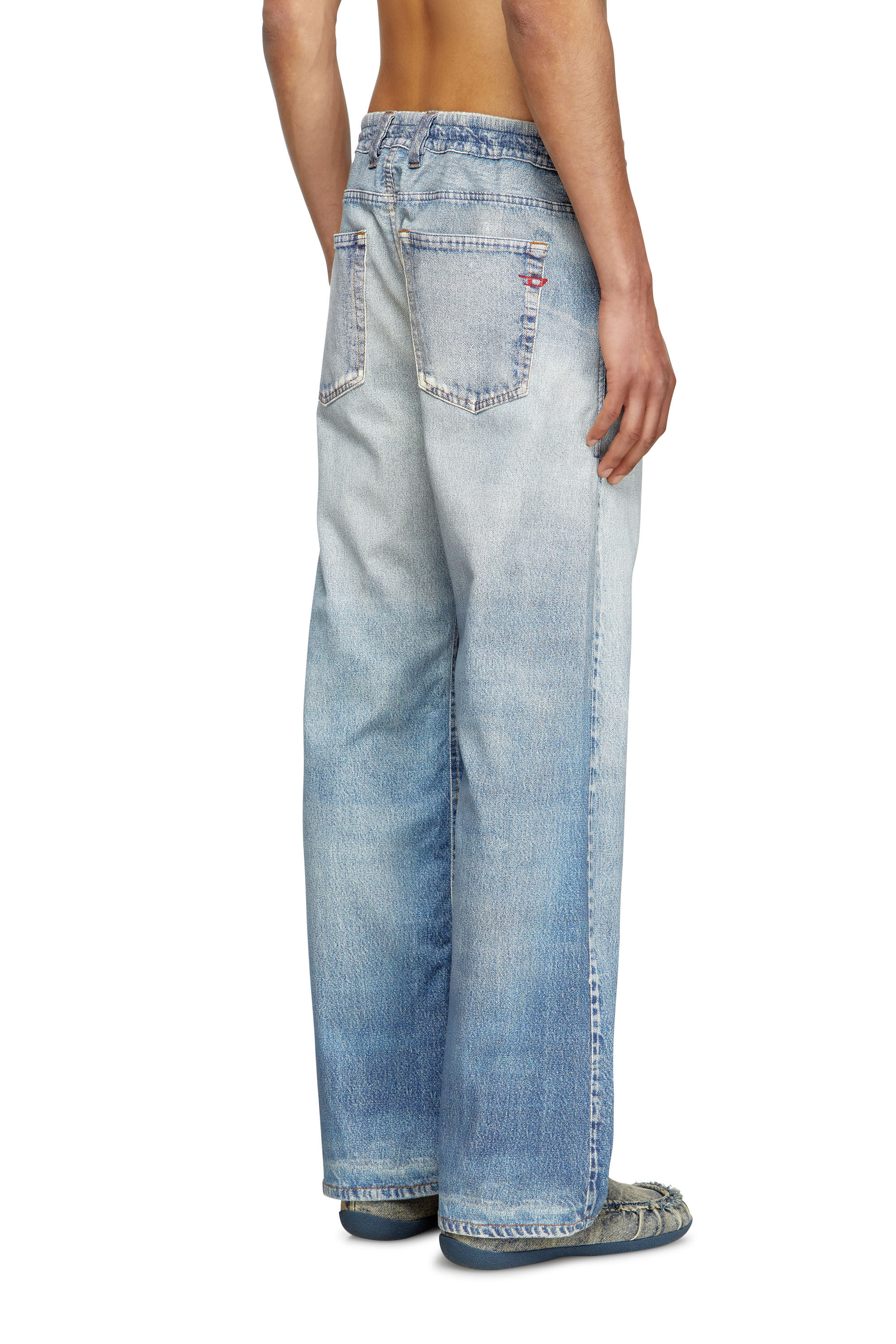 ヒゲジー Men's Relaxed Jeans | Light Blue | Diesel 2080 D-Reel Joggjeans®