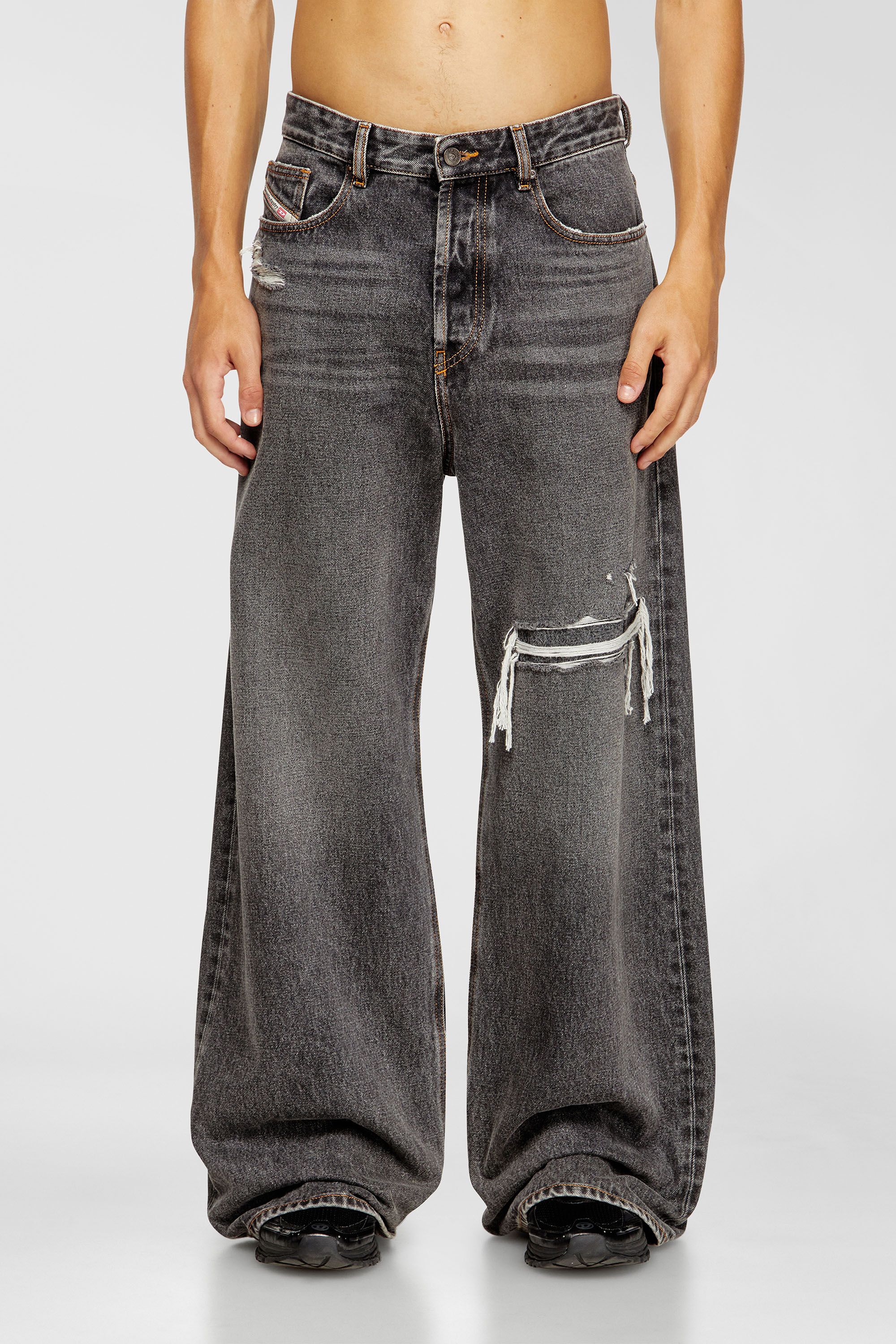 Diesel - Man's Relaxed Jeans D-Rise 007F6, Black/Dark grey - 2