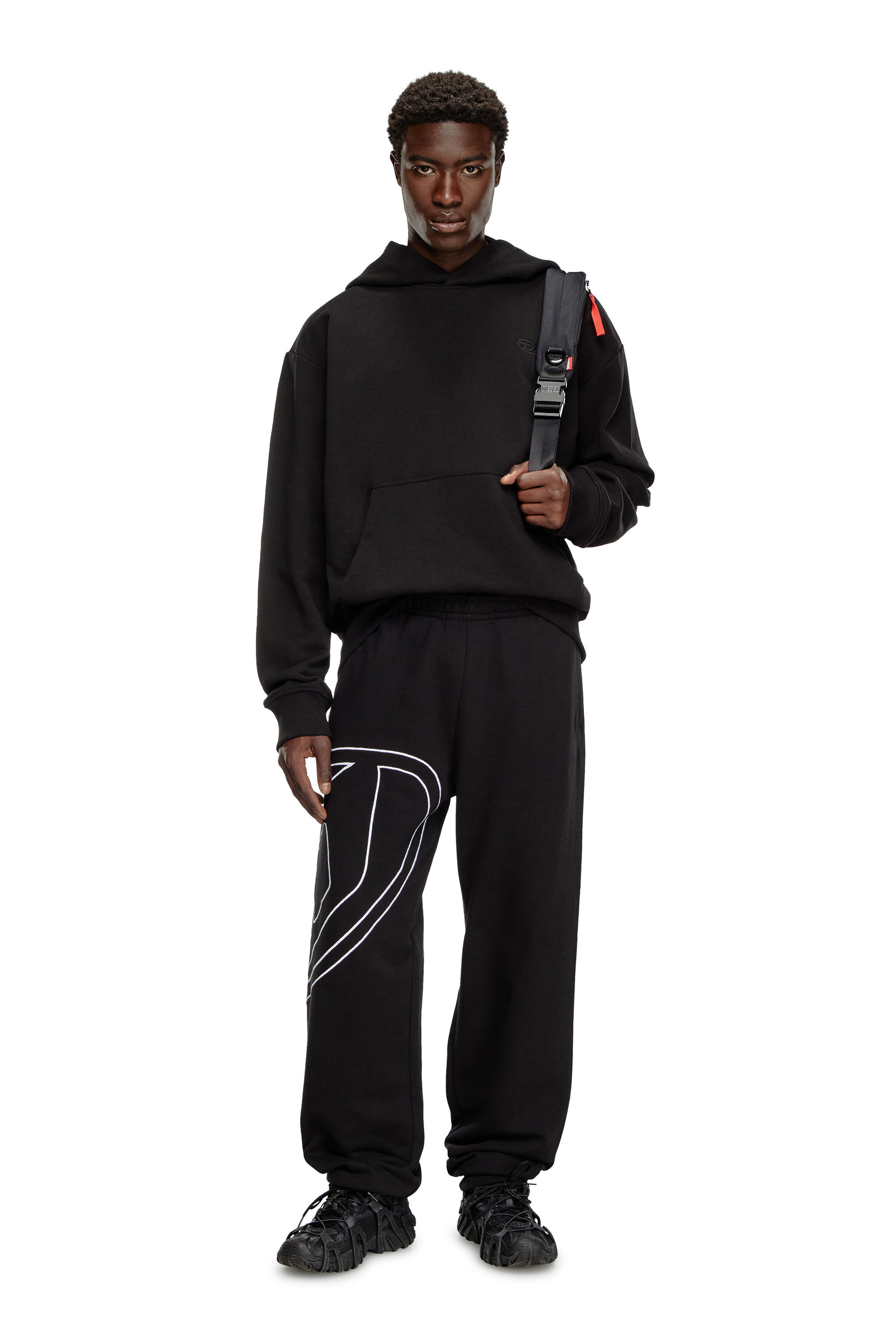 【DIESEL】 P-MARKY-MEGOVAL-D A113050GYCJ-141 DIESEL】 P-MARKY-MEGOVAL-D A113050GYCJ-141 (DIESEL