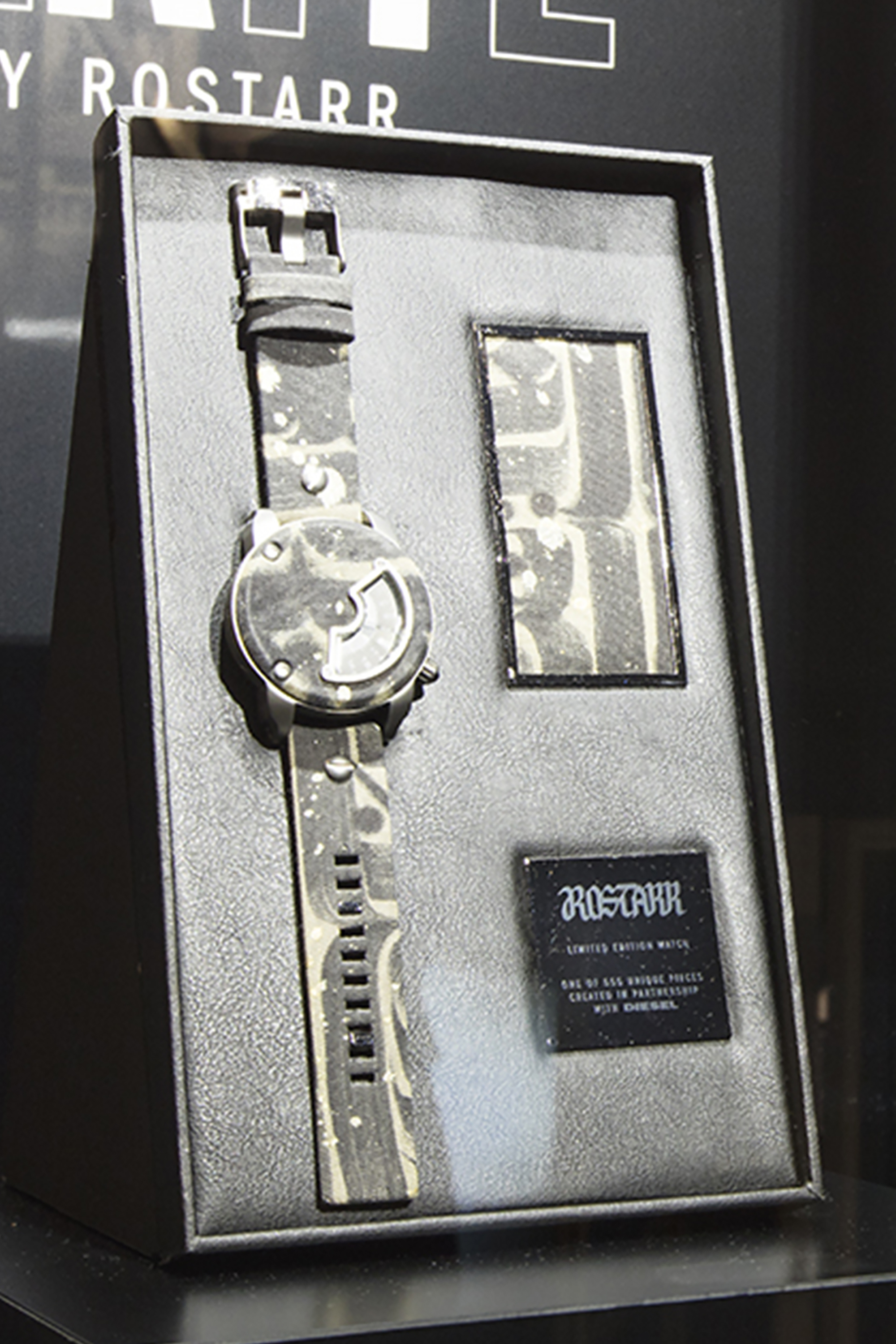 DZ7387, Green Camouflage