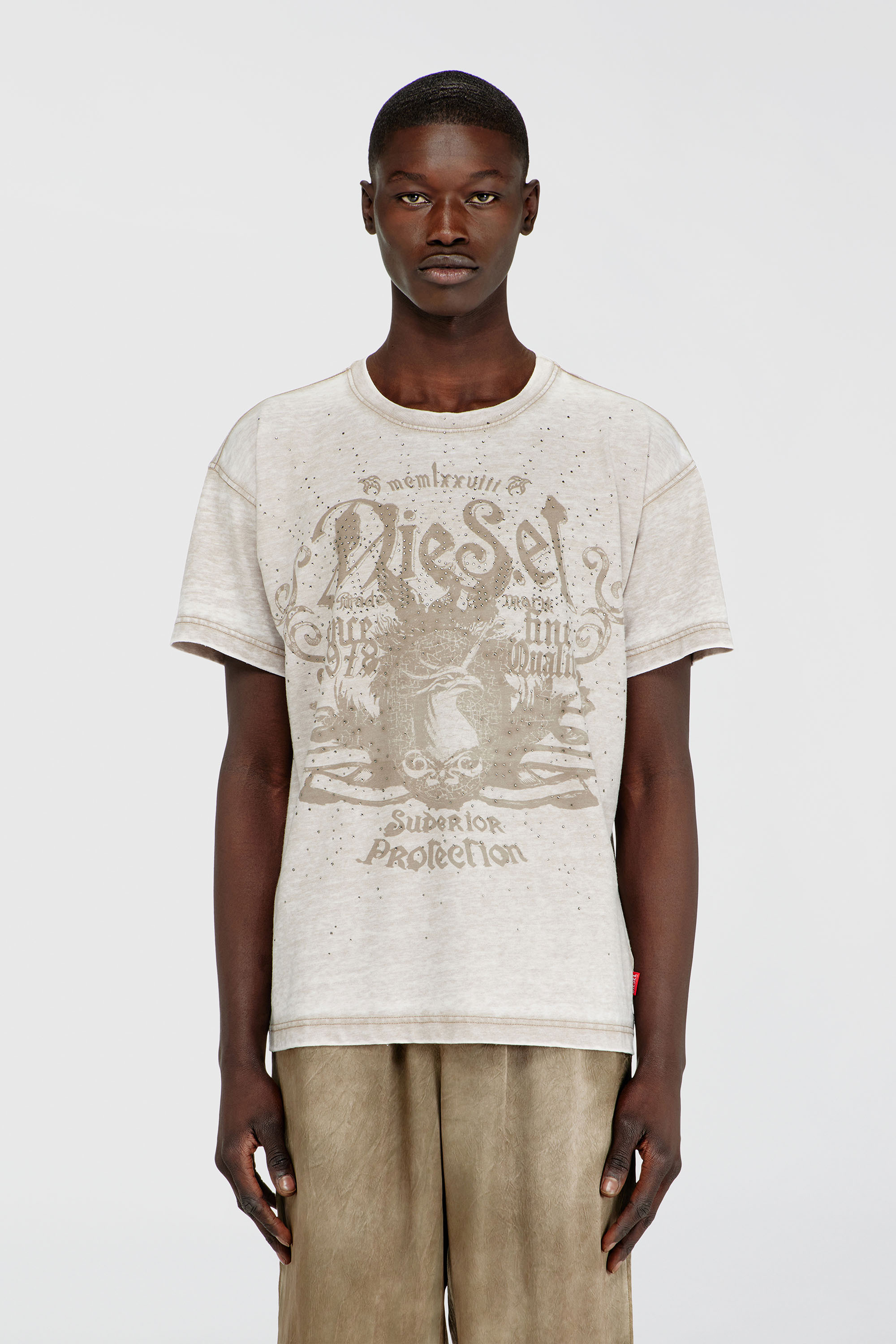 Diesel - T-NORM-AA8, Man's Jersey T-shirt with burnout wash and studs in Beige - 1