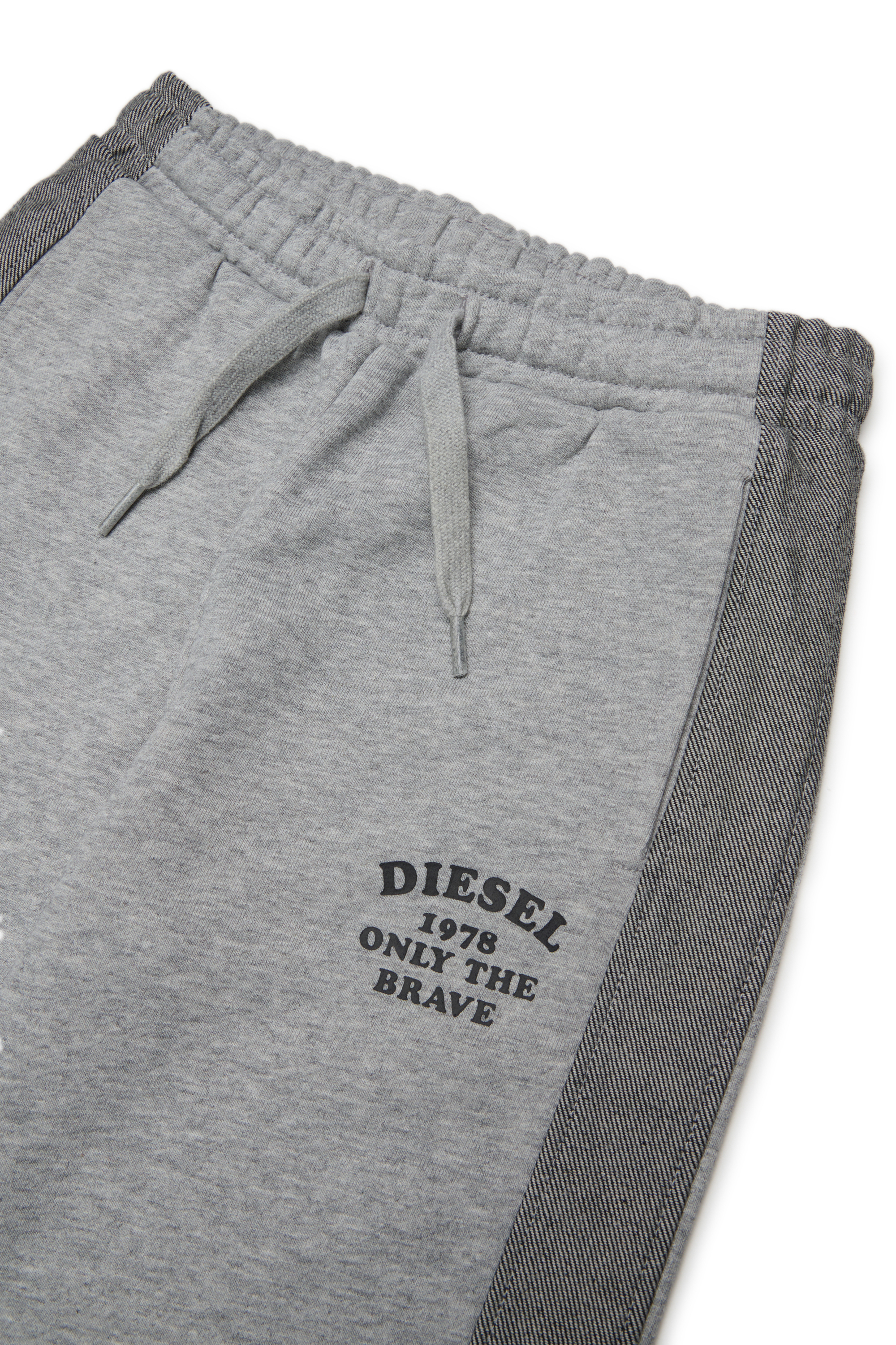 PTEAN, Grey