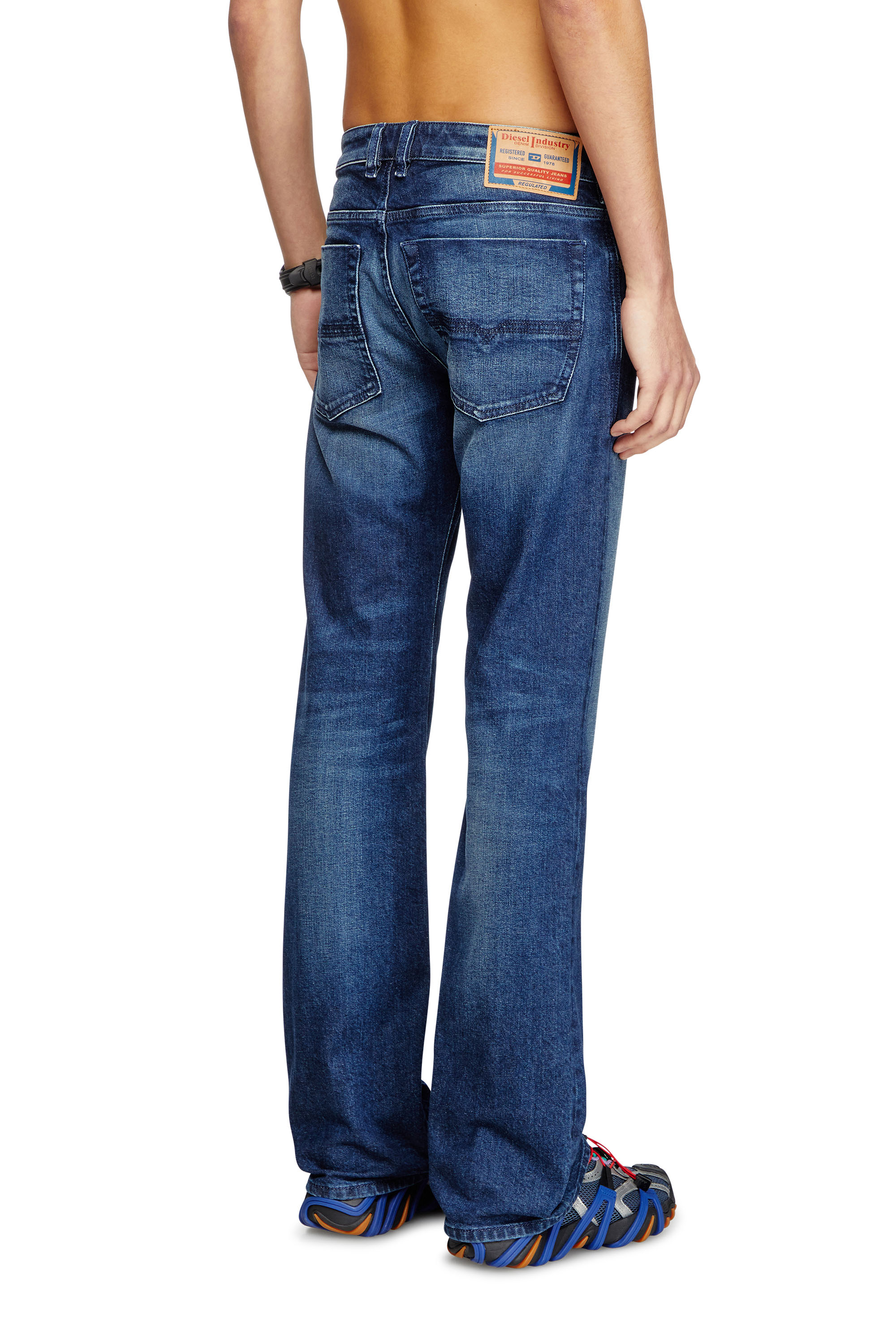 Diesel - Man's Bootcut Jeans 2007 Zatiny 09L51, Dark Blue - 4