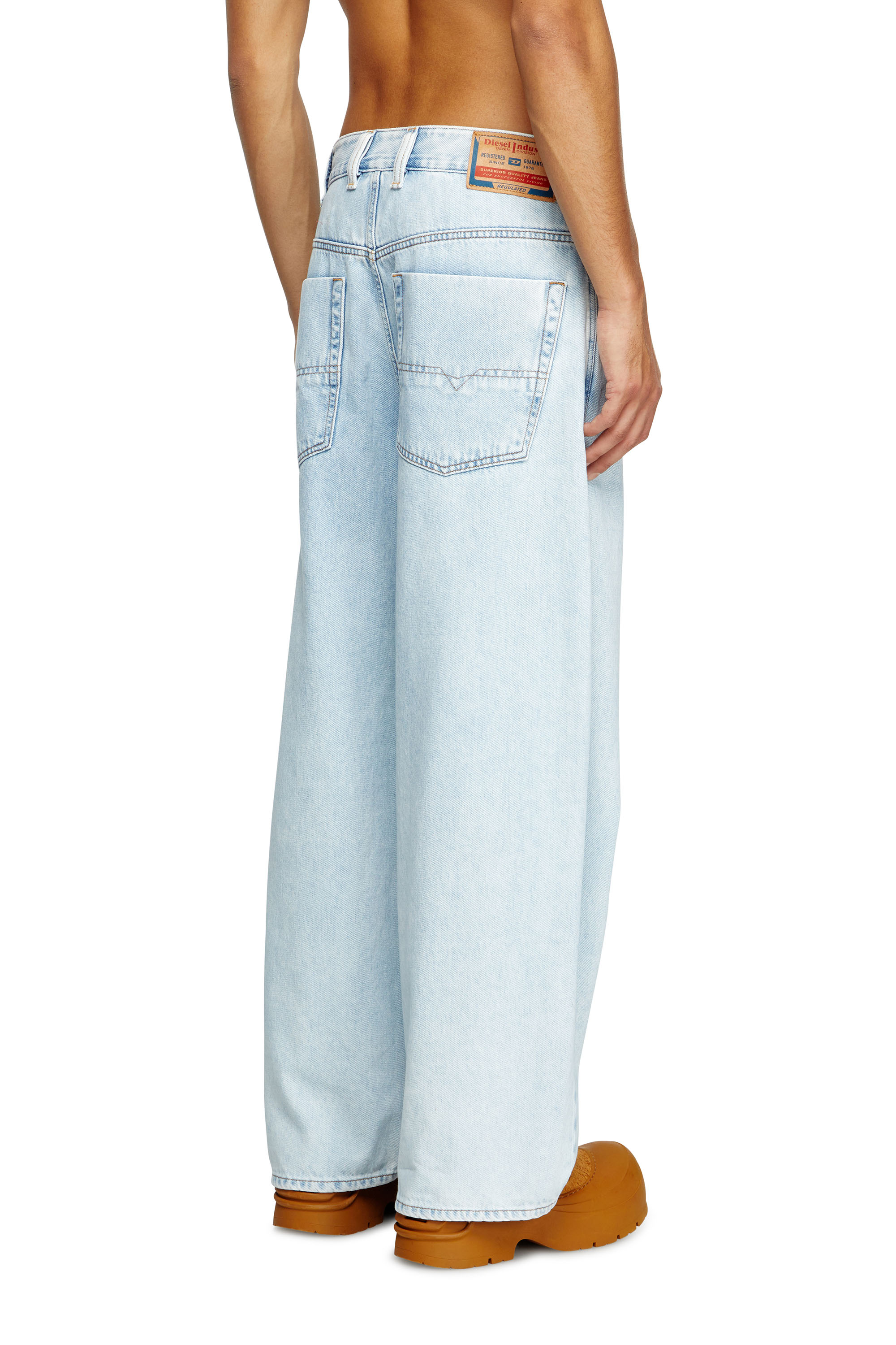 Diesel - Unisex's Relaxed Jeans 1997 D-Enim 09M74, Light Blue - 3