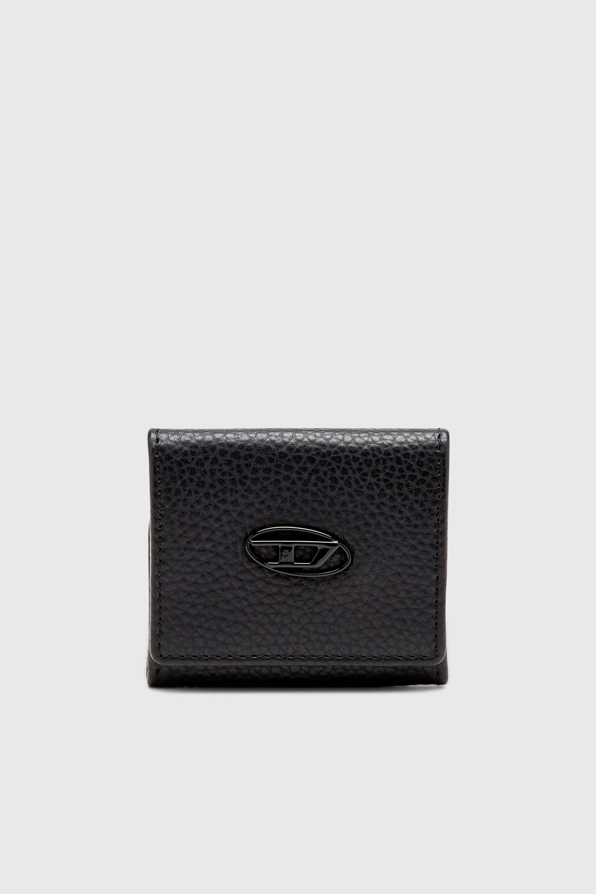 Coin purse in grainy leather